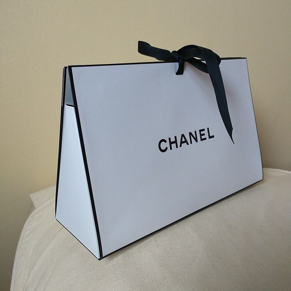Chanel Gift Bag Parcel Ribbon & Stuffing For Parfume Creme Authentic 8.5x5.5x3"